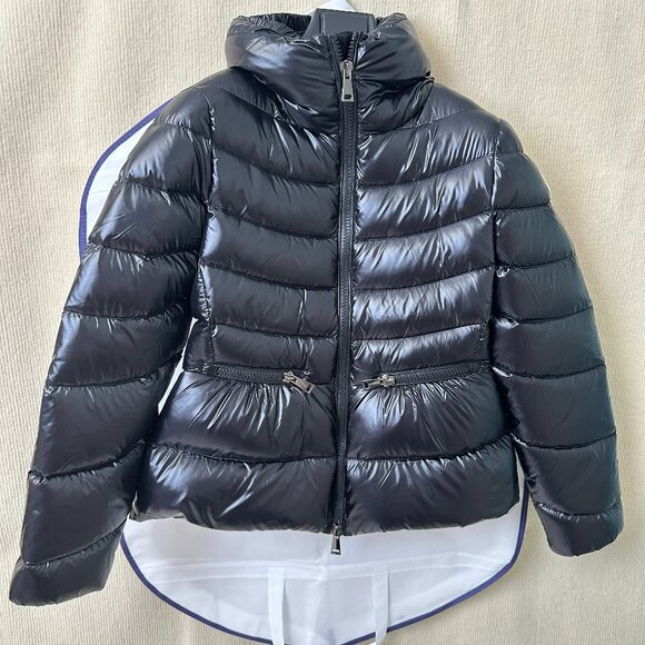 Moncler Black Down Puffer Jacket | Quilted, Zip Pockets, Cartoon Wash Label - Picture 3 of 8
